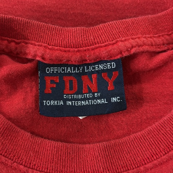 New York fire dep t-shirt - Picture 6 of 7